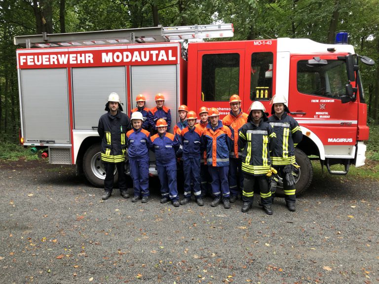 Mehr über den Artikel erfahren Zweiter Berufsfeuerwehrtag – Ein voller Erfolg